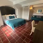 Hotel Logis Restaurant La Bergerie