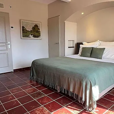 Logis Restaurant La Bergerie 酒店 3*