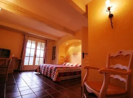Hotel Logis Restaurant La Bergerie