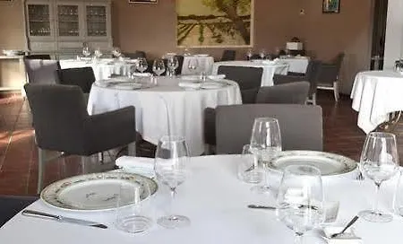 Logis Restaurant La Bergerie Hotel Aragon